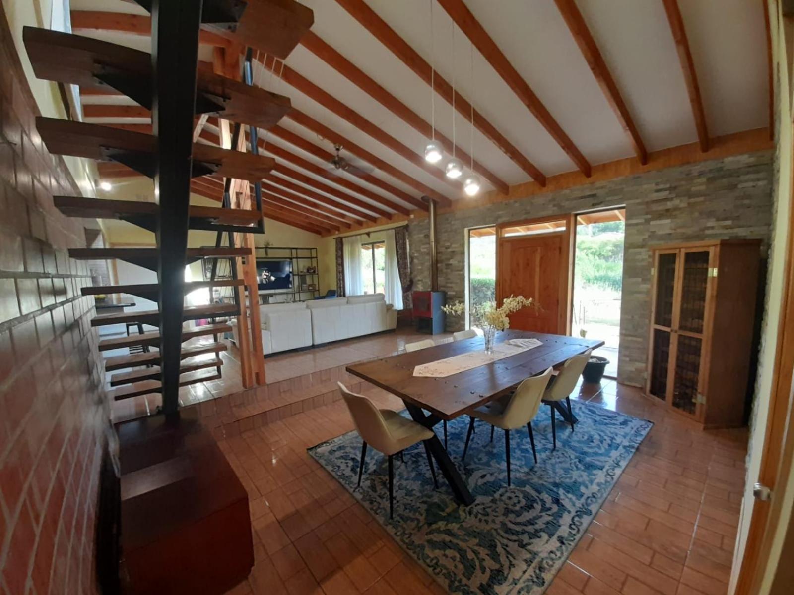 Casona En El Valle Coligues Casa de férias *